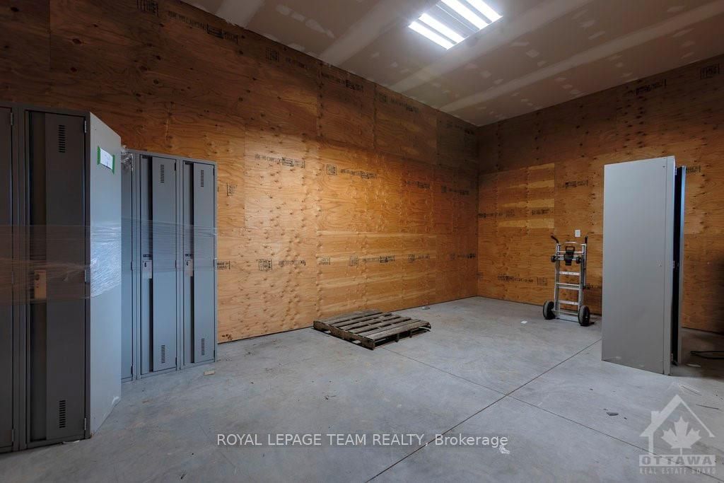 2966-78 Carp Road Property Photo 11