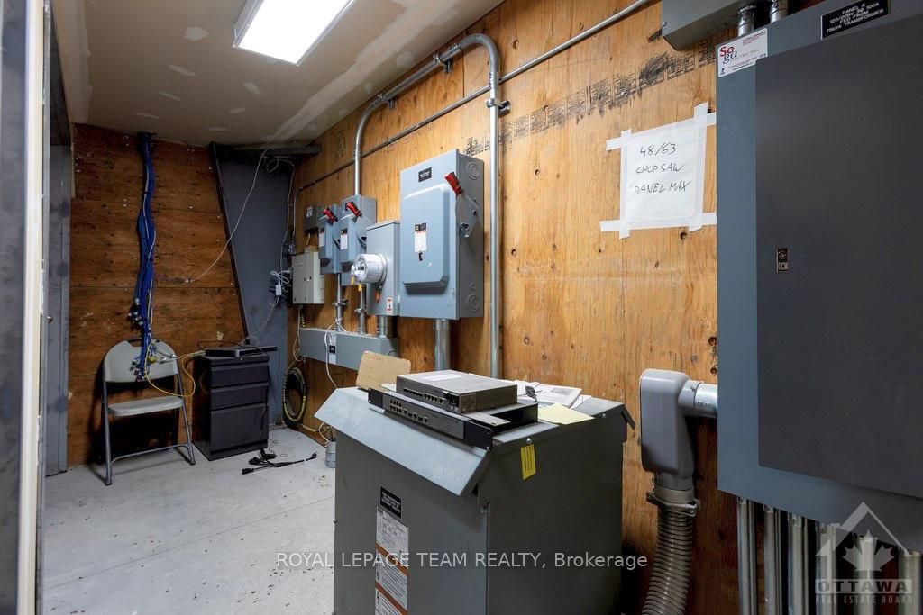 2966-78 Carp Road Property Photo 14