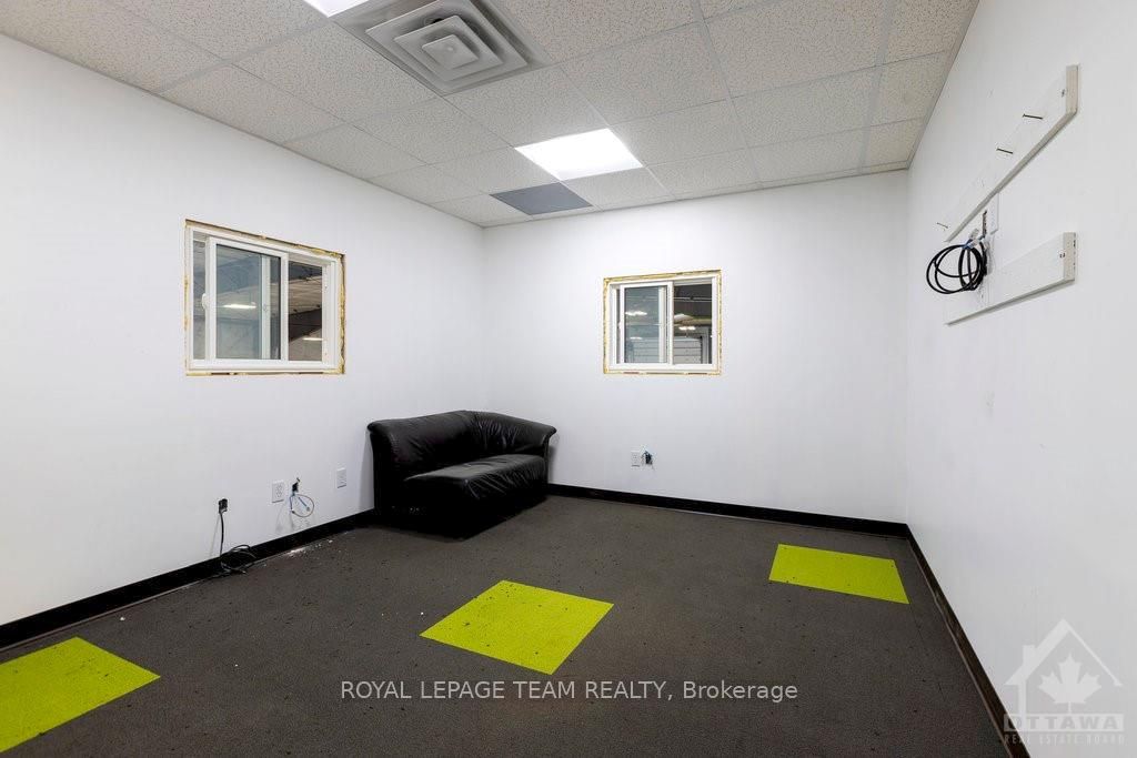 2966-78 Carp Road Property Photo 16