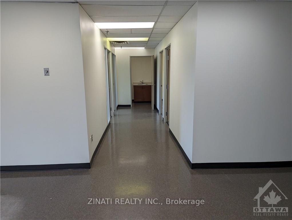 #218 - 1140 Morrison Drive Property Photo 3