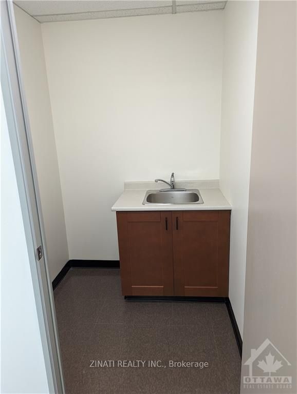 #218 - 1140 Morrison Drive Property Photo 8