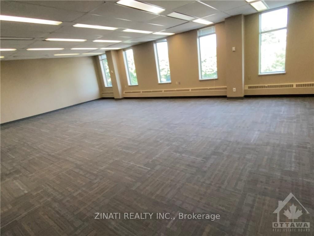 #200 - 1150 Morrison Drive Property Photo 4
