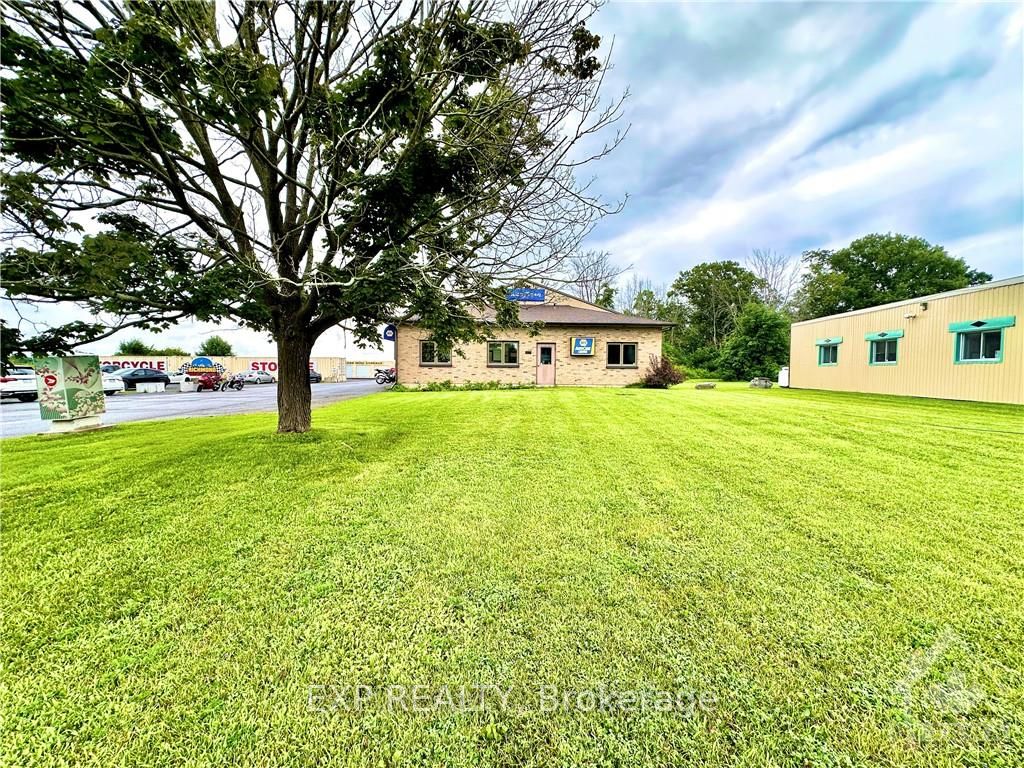 3835 Mcbean Street Property Photo 2