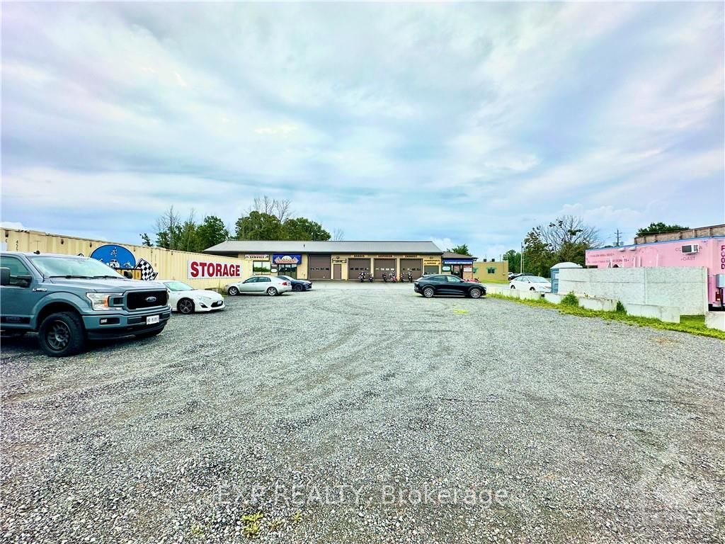 3835 Mcbean Street Property Photo 3