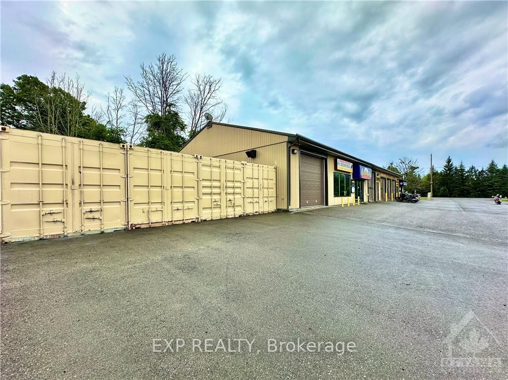 3835 Mcbean Street Property Photo 4
