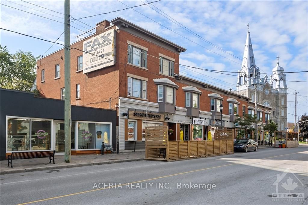 1008 Wellington Street Property Photo 10