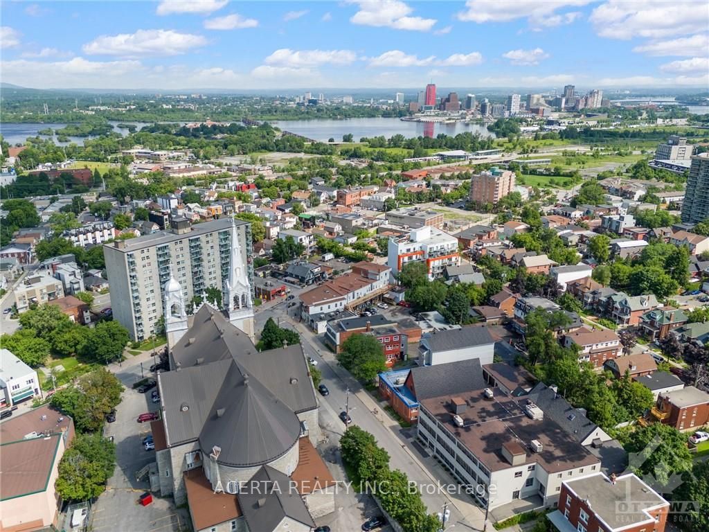 1008 Wellington Street Property Photo 15