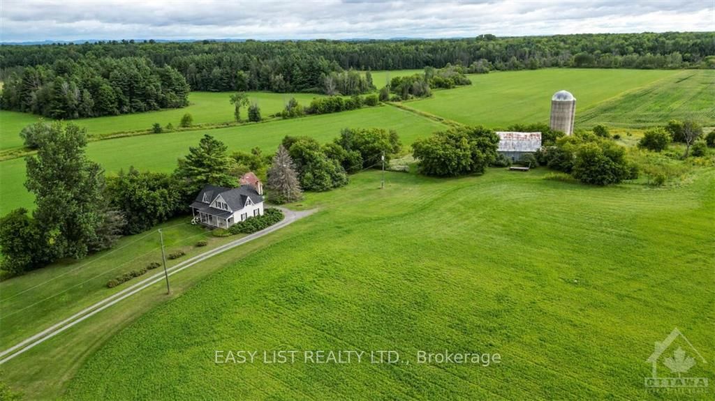 2691 Canaan Road Property Photo 11