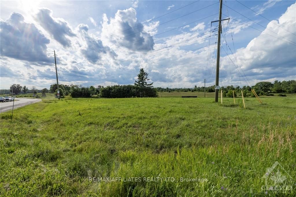 112 Cedar Hill Side Road Property Photo 2