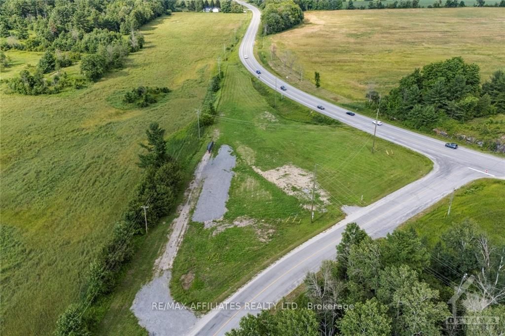 112 Cedar Hill Side Road Property Photo 9