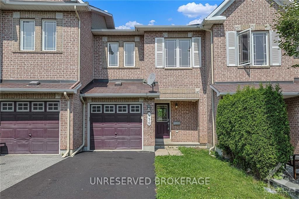 130 FORESTBROOK St Property Photo 1