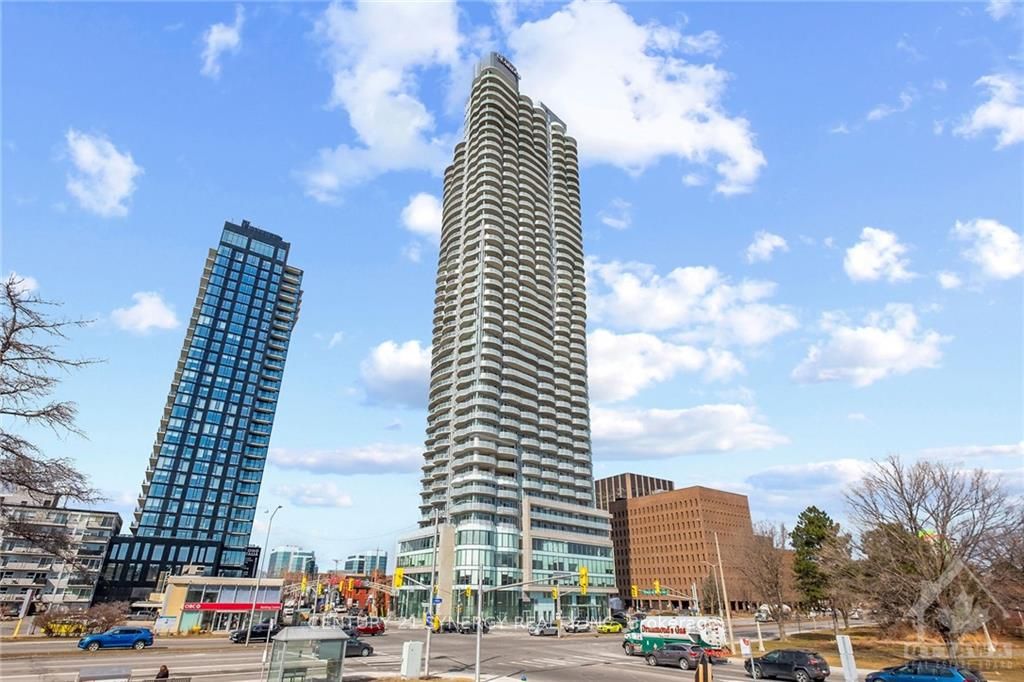 #1002 - 805 Carling Avenue Property Photo
