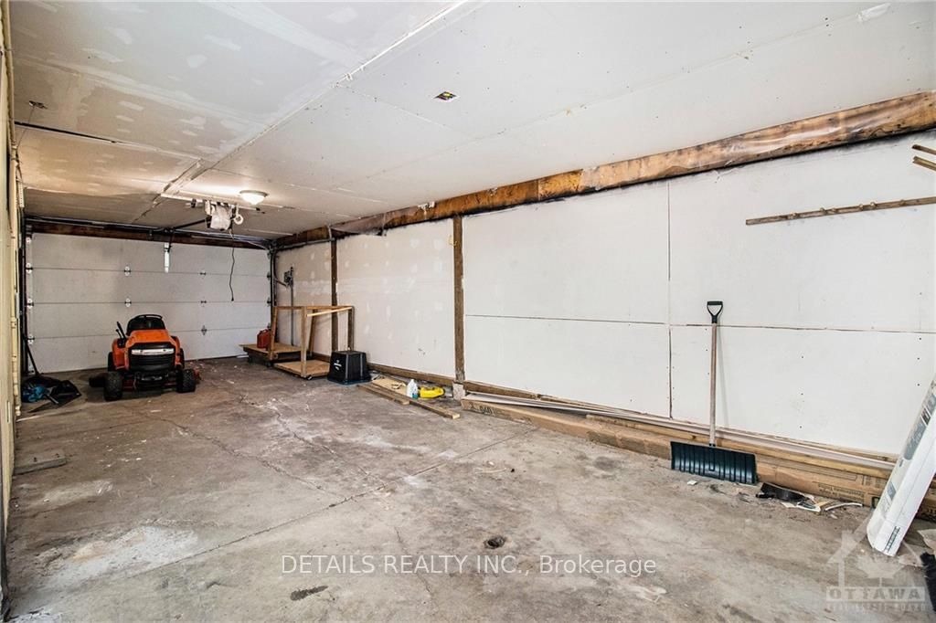 4355 Farmers Way Property Photo 14