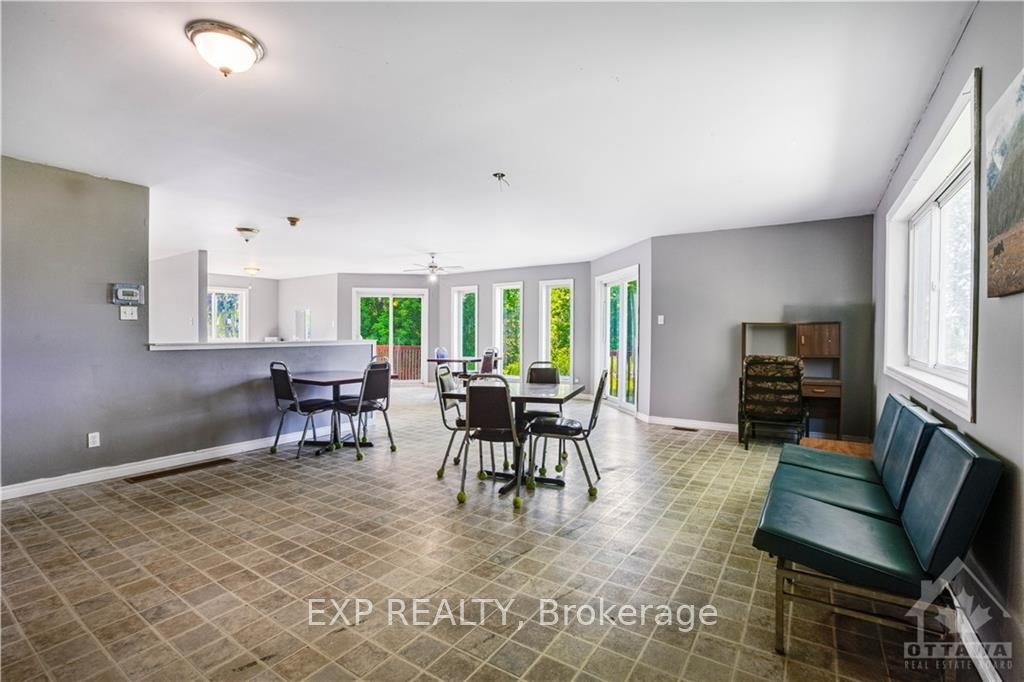 53 Labrosse St Property Photo 7