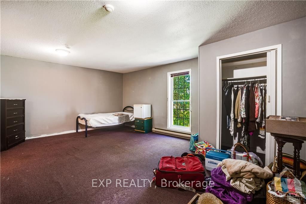 53 Labrosse St Property Photo 9