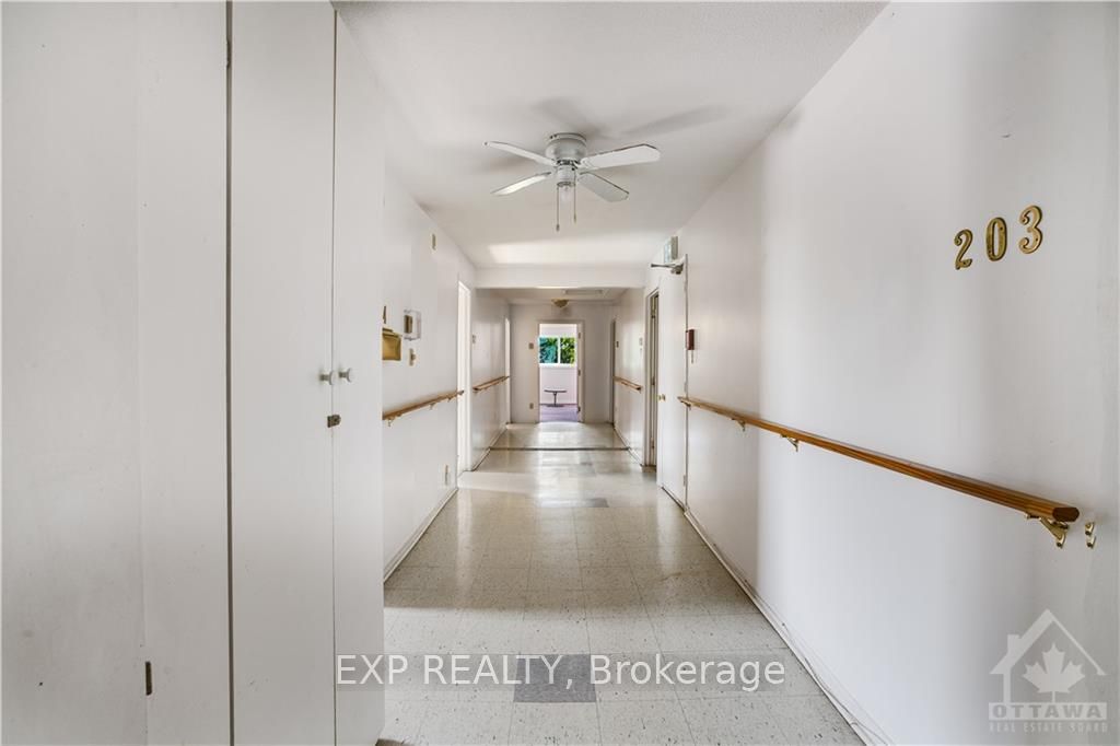 53 Labrosse St Property Photo 13
