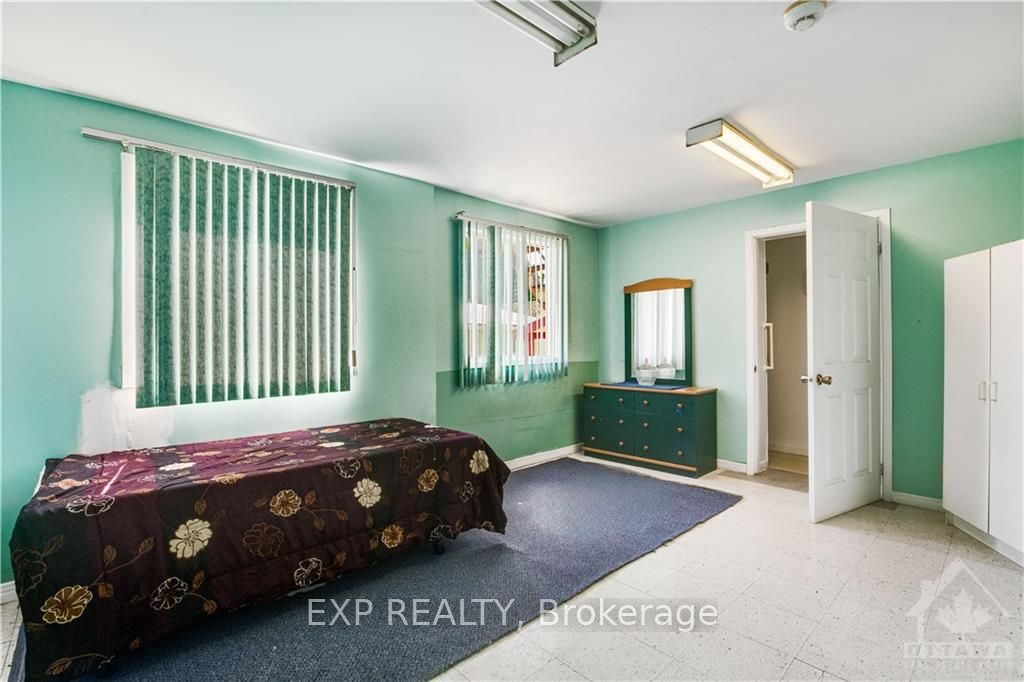 53 Labrosse St Property Photo 15