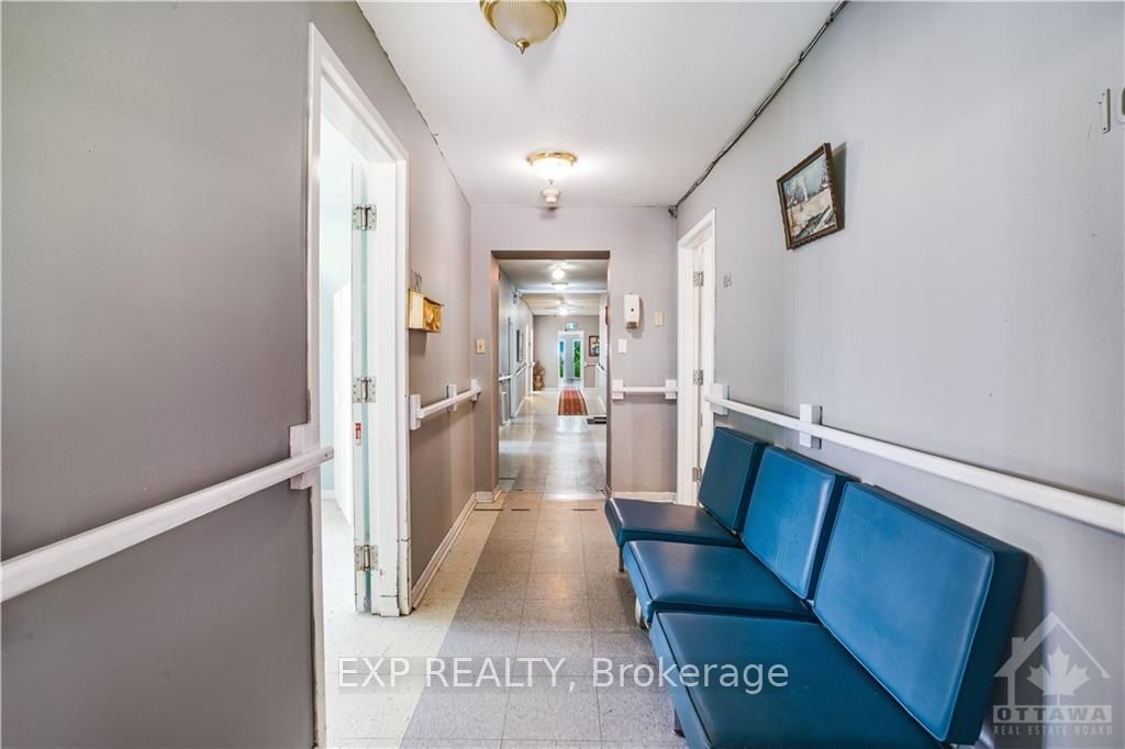 53 Labrosse St Property Photo 17