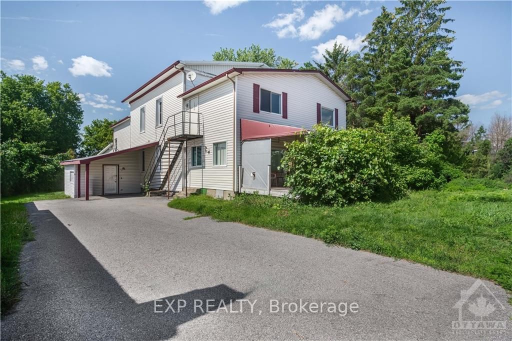 53 Labrosse St Property Photo 27