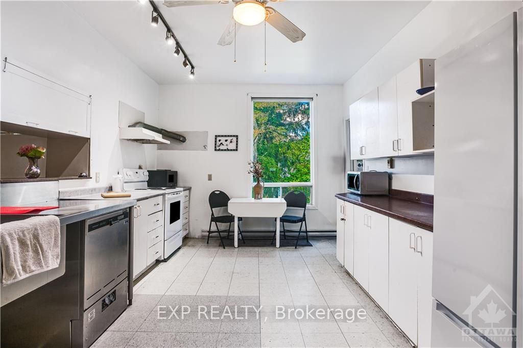 53 Labrosse St Property Photo 30