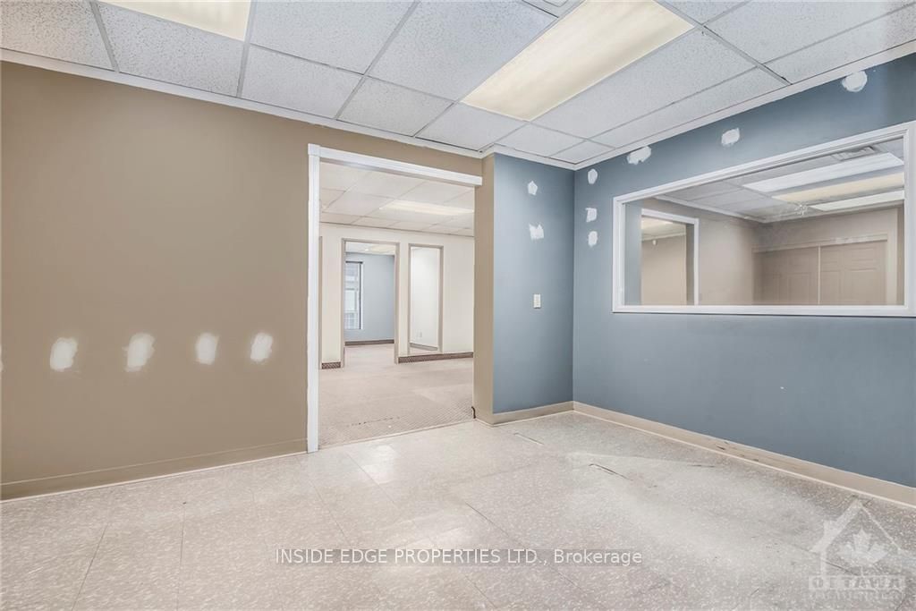 1673 Carling Avenue Avenue 204 Property Photo 2