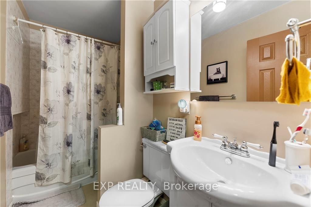 12 Dunn Street Property Photo 16