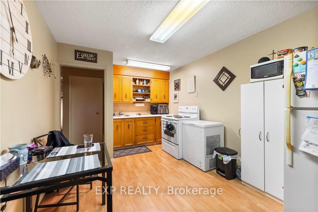 12 Dunn Street Property Photo 18