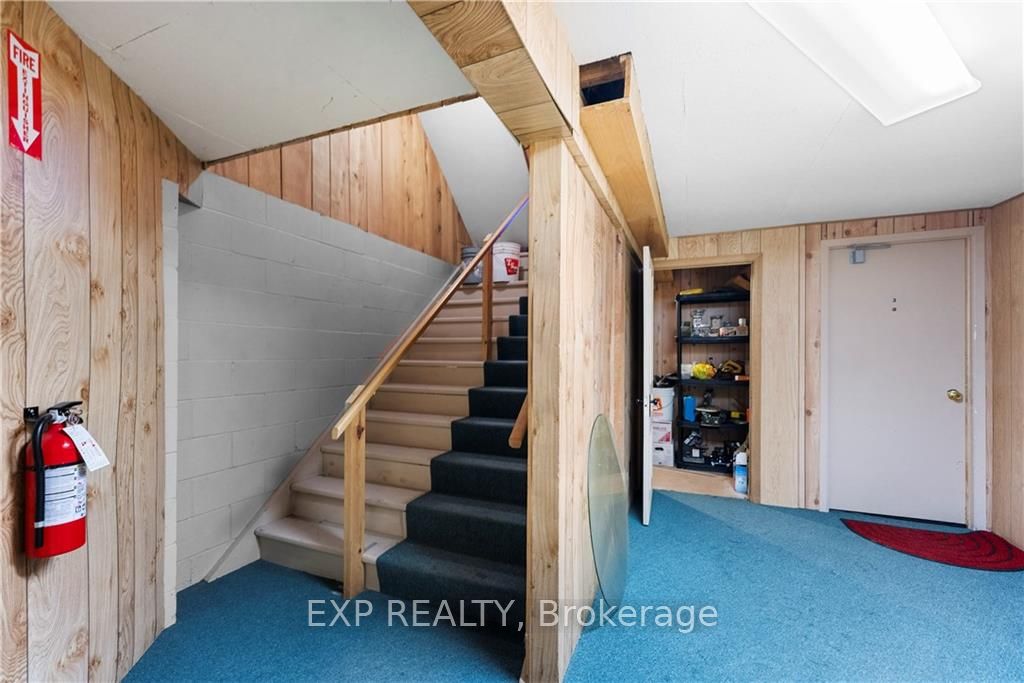 12 Dunn Street Property Photo 22
