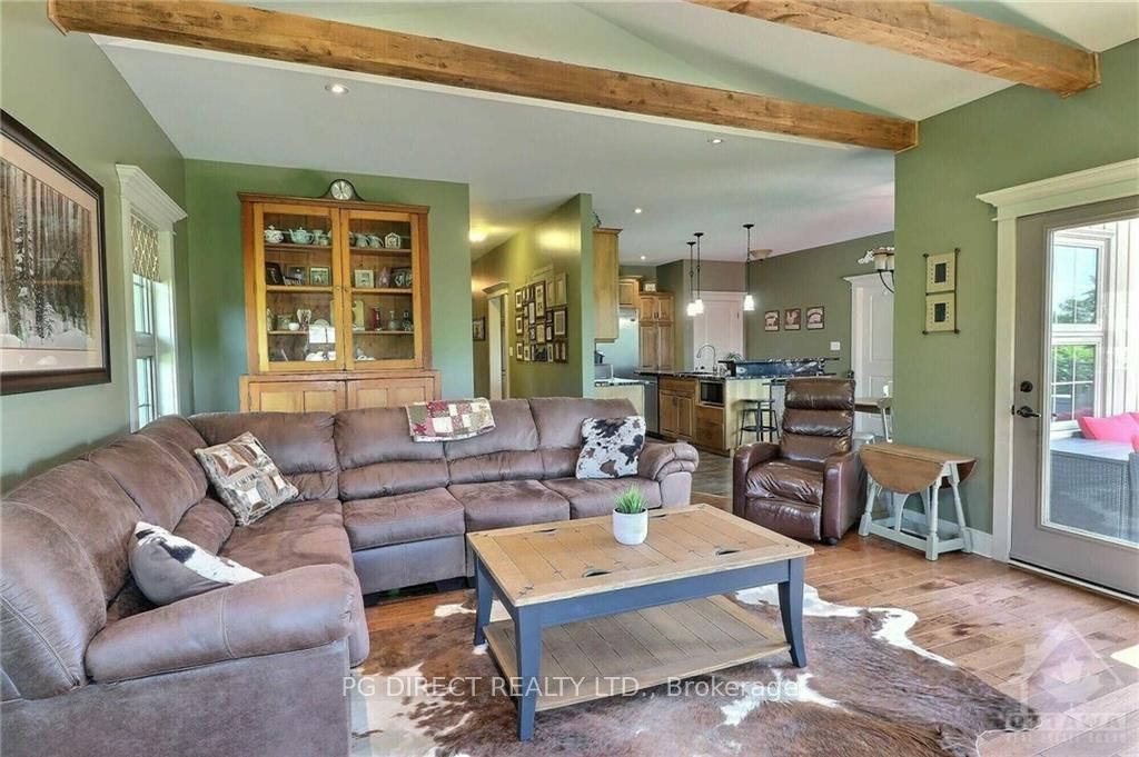 5329 Holmes Road Property Photo 7