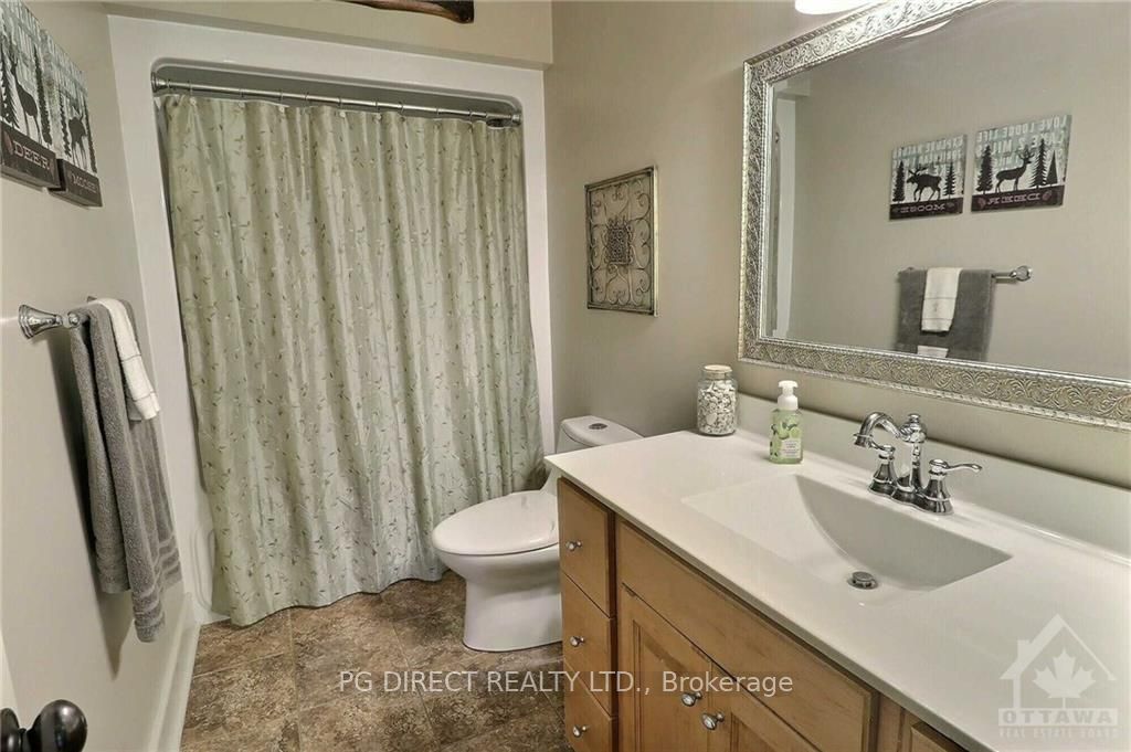 5329 Holmes Road Property Photo 9