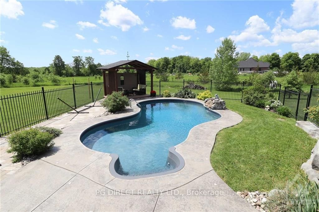 5329 Holmes Road Property Photo 18