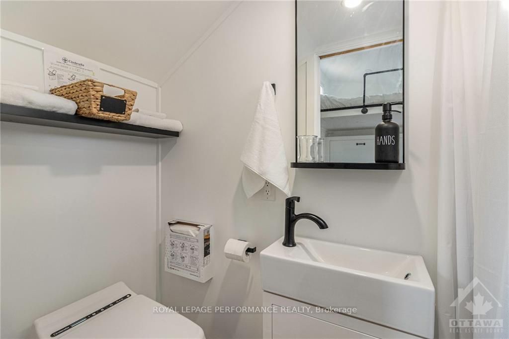 861 Du Golf Road Property Photo 4