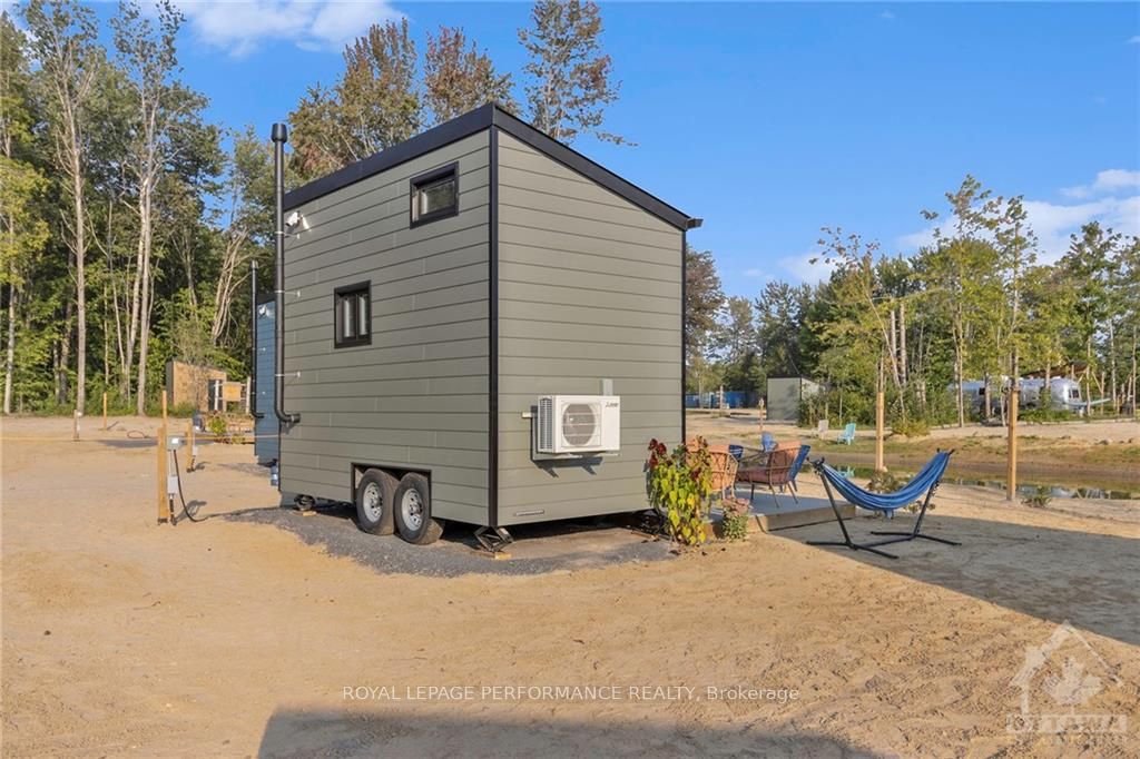 861 Du Golf Road Property Photo 8