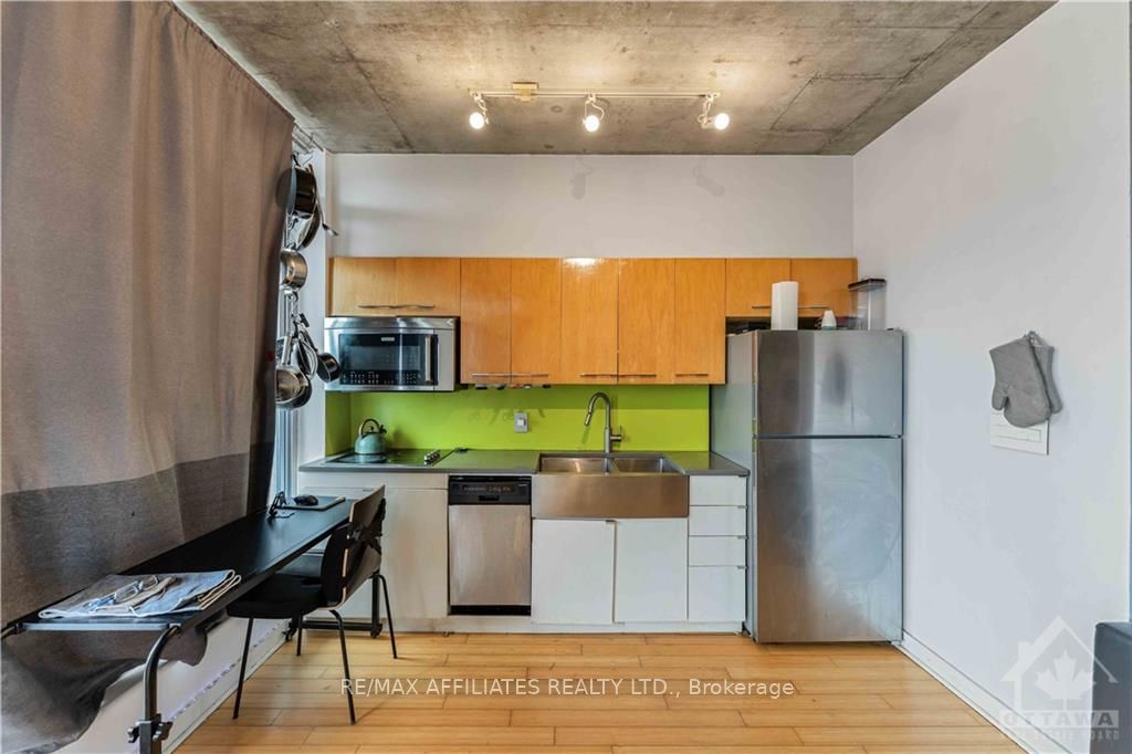 383 Cumberland St Property Photo 9