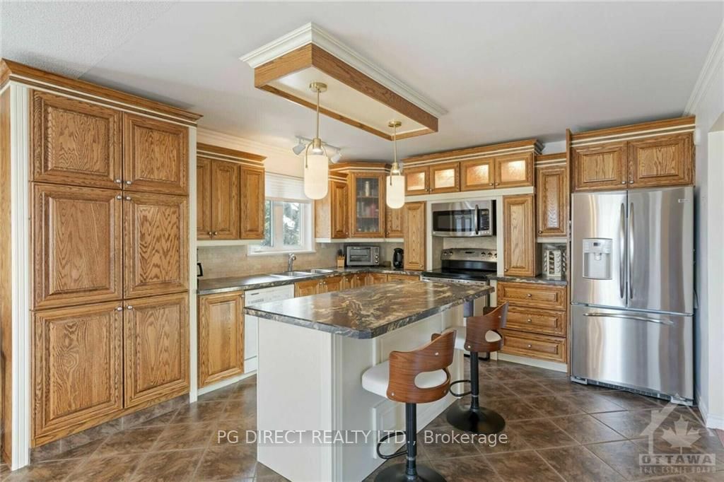 1702 County Road 2 Road Property Photo 4