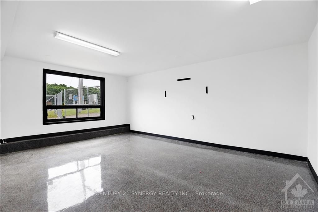 #b - 42 Union Street Property Photo 4