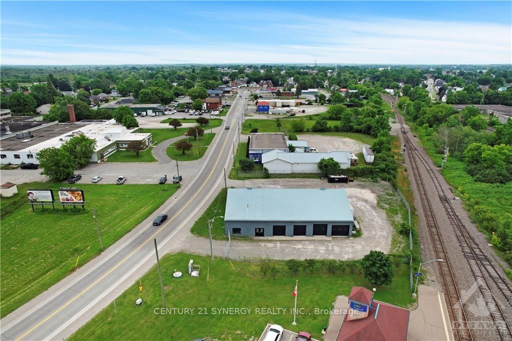 #b - 42 Union Street Property Photo 5