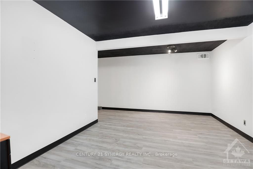 #b - 42 Union Street Property Photo 16