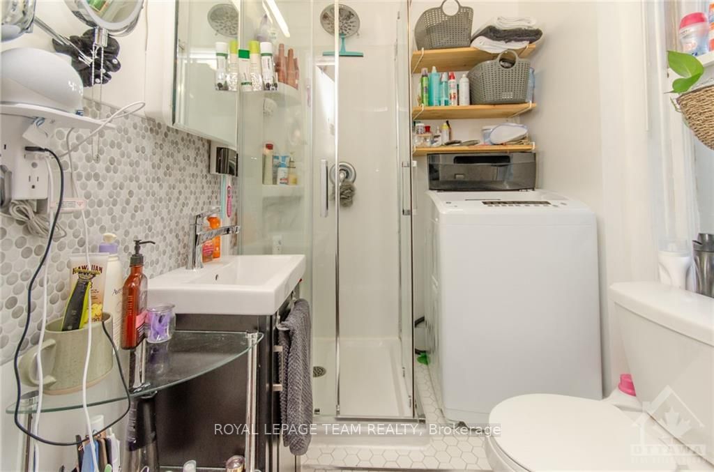 43 Bayswater Ave Property Photo 3