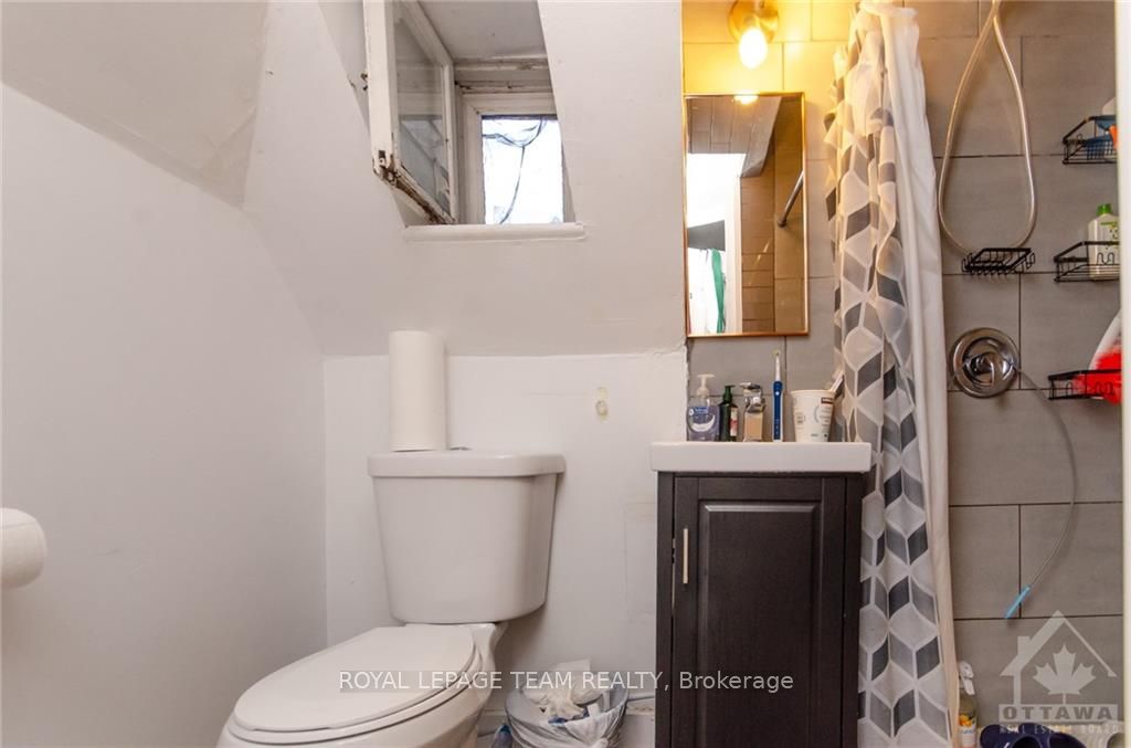 43 Bayswater Ave Property Photo 18