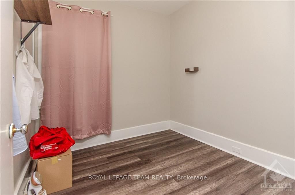 30 Windsor Ave Property Photo 10
