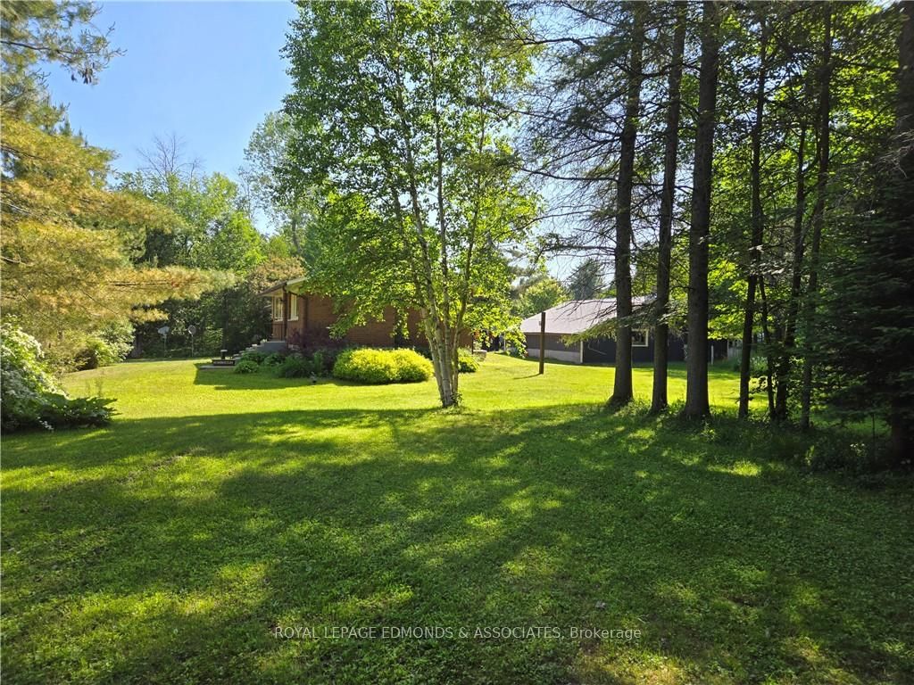 2249 Ross Road Property Photo 4
