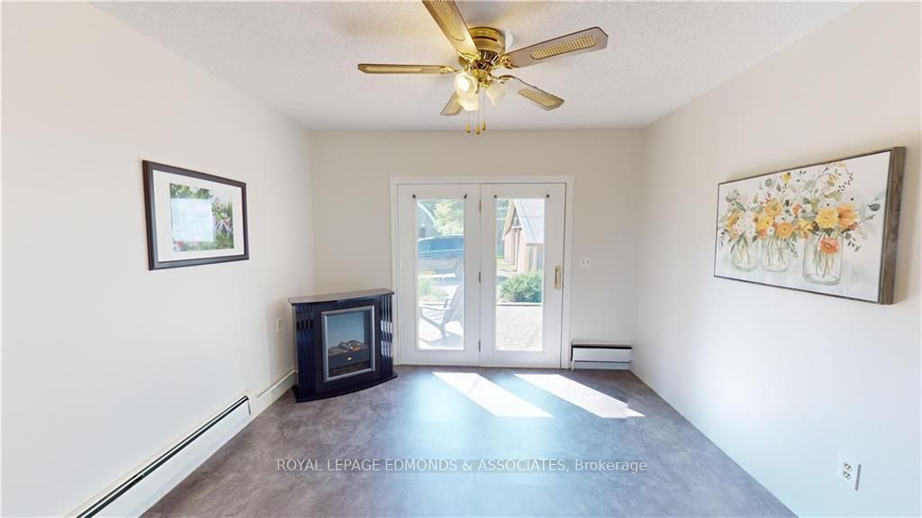 2249 Ross Road Property Photo 13