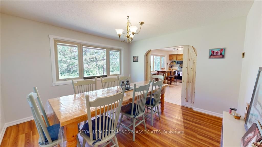 2249 Ross Road Property Photo 14