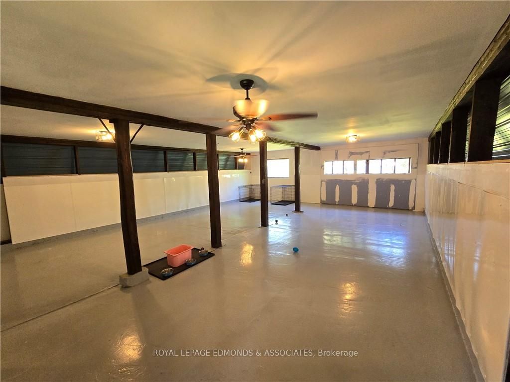 2249 Ross Road Property Photo 30