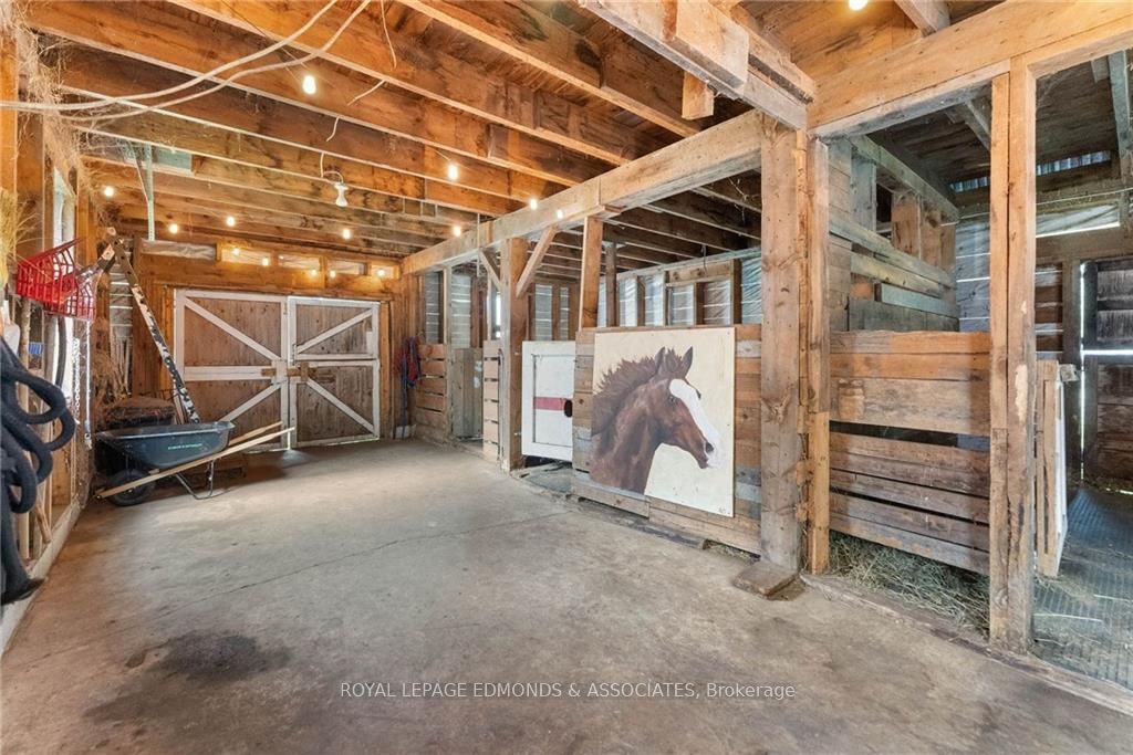 1208 Locksley Rd Property Photo 19