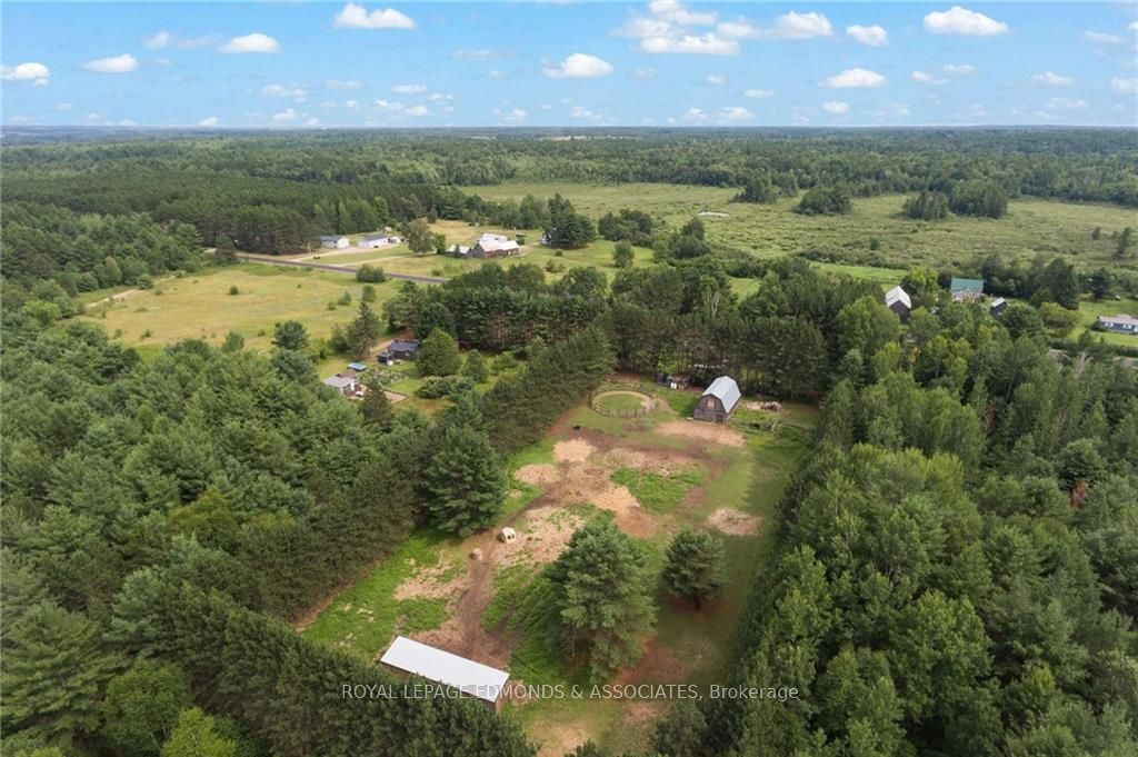 1208 Locksley Rd Property Photo 22
