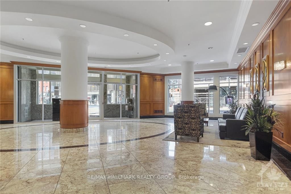 #506 - 242 Rideau Street Property Photo 4