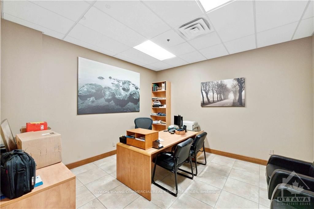 42 Colonnade Rd Property Photo 15