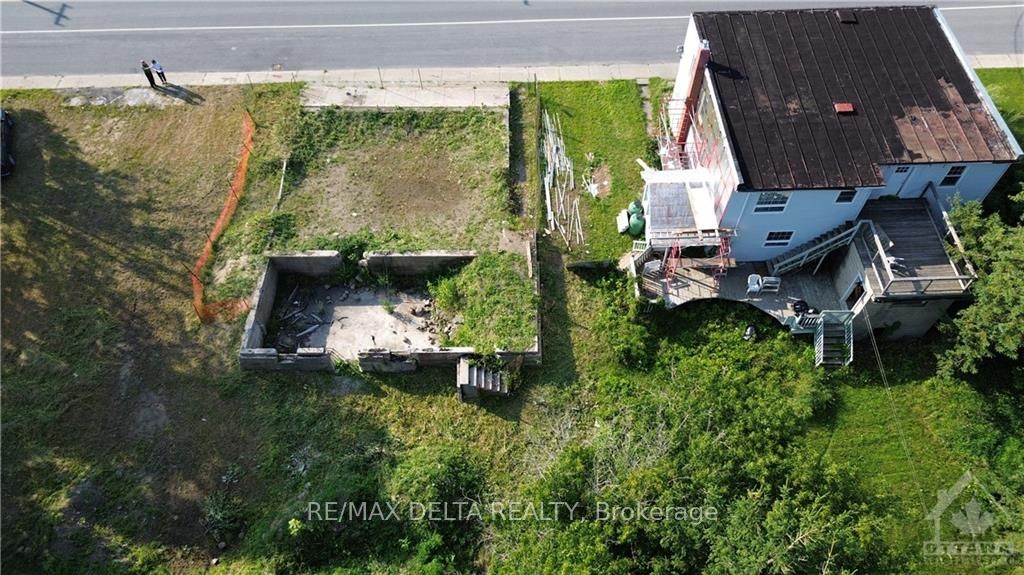 21924 Laggan-glenelg Rd Property Photo 3